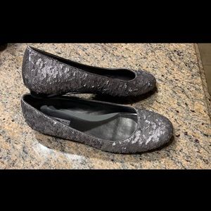 COPY - Bandilino sequined Woman’s flats size 7 1/2